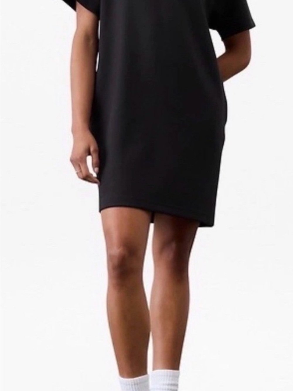 Athleta Charcoal Crewneck Short Sleeve Tunic